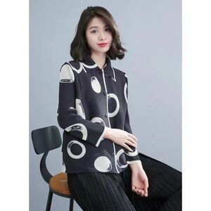 Vanite Couture Black White Printed Textured Collared Button Down Jacket Top